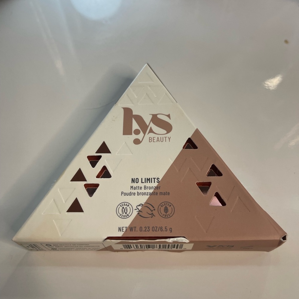 LYS Beauty No Limit Matte Bronzer